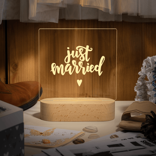 NÁHRADNÍ SKLO - Just married
